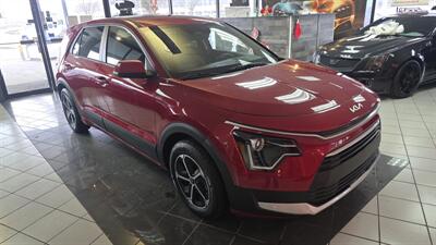 2023 Kia Niro LX 4DR CROSSOVER   - Photo 4 - Hamilton, OH 45015