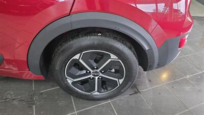 2023 Kia Niro LX 4DR CROSSOVER   - Photo 30 - Hamilton, OH 45015