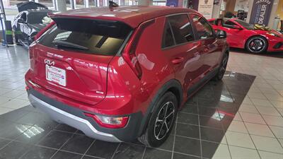 2023 Kia Niro LX 4DR CROSSOVER   - Photo 6 - Hamilton, OH 45015