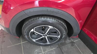 2023 Kia Niro LX 4DR CROSSOVER   - Photo 31 - Hamilton, OH 45015