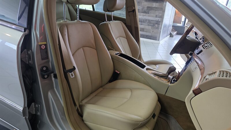 2008 Mercedes-Benz E 350 4MATIC 4DR SEDAN AWD - Photo 24 - Hamilton, OH 45015