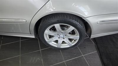 2008 Mercedes-Benz E 350 4MATIC 4DR SEDAN AWD - Photo 28 - Hamilton, OH 45015