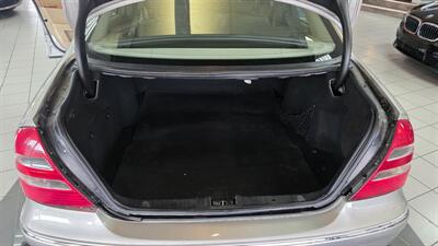 2008 Mercedes-Benz E 350 4MATIC 4DR SEDAN AWD - Photo 27 - Hamilton, OH 45015