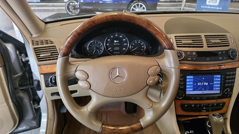 2008 Mercedes-Benz E 350 4MATIC 4DR SEDAN AWD - Photo 14 - Hamilton, OH 45015