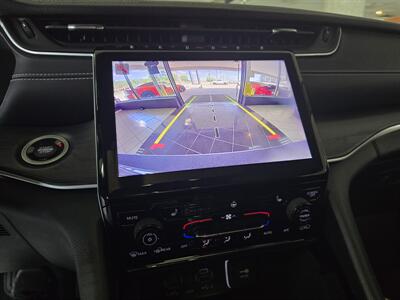 2021 Jeep Grand Cherokee L Limited   - Photo 22 - Hamilton, OH 45015