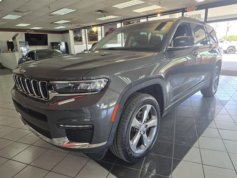 2021 Jeep Grand Cherokee L Limited   - Photo 1 - Hamilton, OH 45015