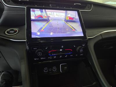 2021 Jeep Grand Cherokee L Limited   - Photo 24 - Hamilton, OH 45015