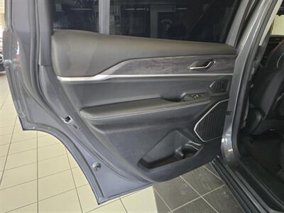 2021 Jeep Grand Cherokee L Limited   - Photo 8 - Hamilton, OH 45015