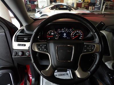 2015 GMC Yukon Denali 4DR SUV 4X4   - Photo 14 - Hamilton, OH 45015