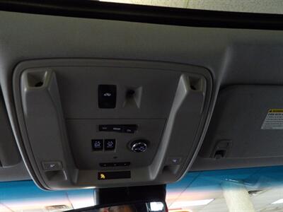 2015 GMC Yukon Denali 4DR SUV 4X4   - Photo 20 - Hamilton, OH 45015