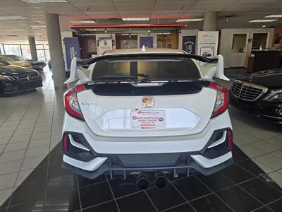 2018 Honda Civic EX 4DR HATCHBACK - Photo 7 - Hamilton, OH 45015
