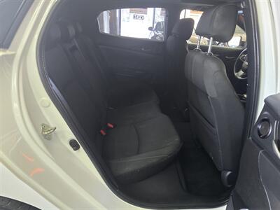 2018 Honda Civic EX 4DR HATCHBACK - Photo 14 - Hamilton, OH 45015