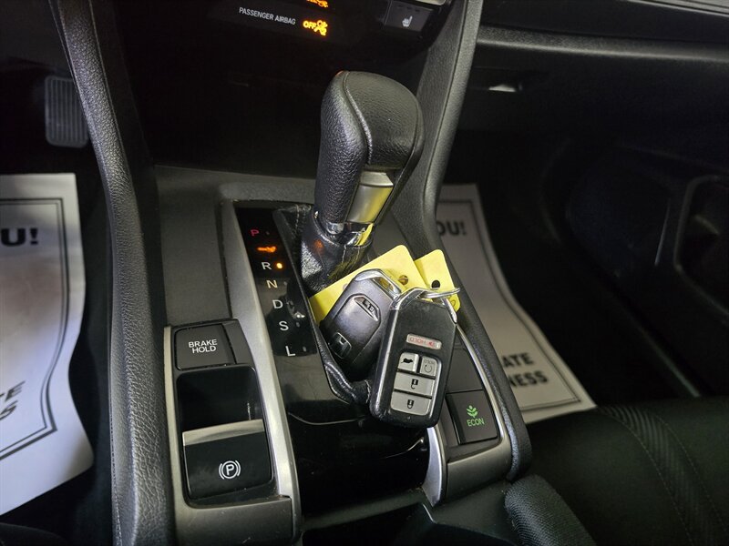 2018 Honda Civic EX 4DR HATCHBACK - Photo 17 - Hamilton, OH 45015