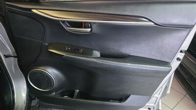 2015 Lexus NX300h   - Photo 30 - Hamilton, OH 45015