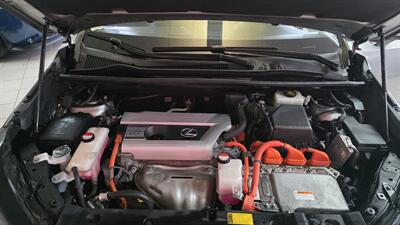 2015 Lexus NX300h   - Photo 35 - Hamilton, OH 45015