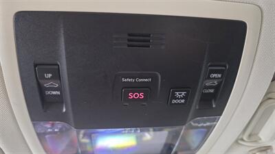 2015 Lexus NX300h   - Photo 19 - Hamilton, OH 45015