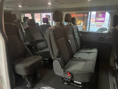 2021 Ford Transit 350 XLT 148 " LOW ROOF PASSENGER VAN   - Photo 24 - Hamilton, OH 45015