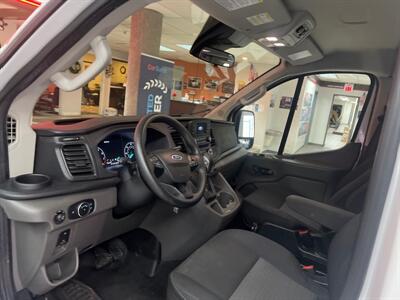 2021 Ford Transit 350 XLT 148 " LOW ROOF PASSENGER VAN   - Photo 11 - Hamilton, OH 45015