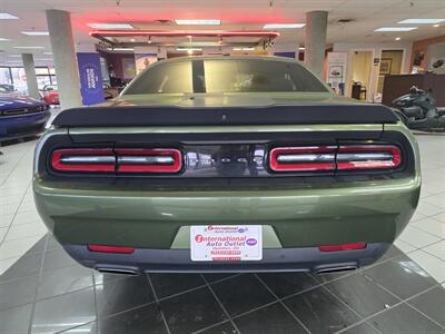 2018 Dodge Challenger SXT 2DR COUPE   - Photo 5 - Hamilton, OH 45015