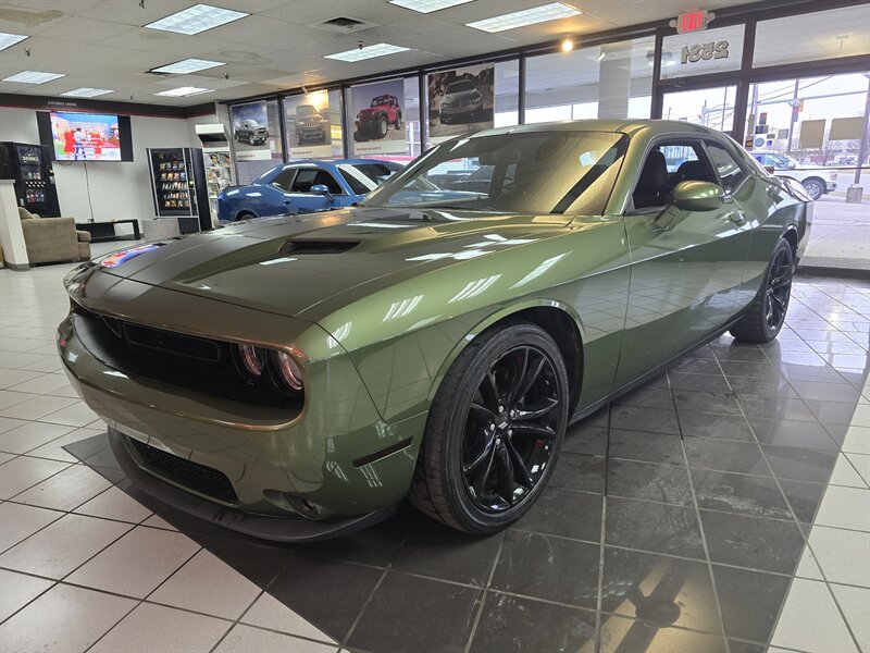 2018 Dodge Challenger SXT 2DR COUPE   - Photo 1 - Hamilton, OH 45015