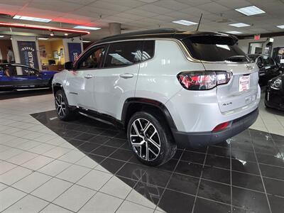 2025 Jeep Compass Limited 4DR SUV 4X4 - Photo 5 - Hamilton, OH 45015