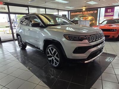 2025 Jeep Compass Limited 4DR SUV 4X4 - Photo 2 - Hamilton, OH 45015