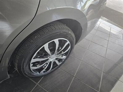 2019 Toyota Corolla LE 4DR SEDAN   - Photo 27 - Hamilton, OH 45015