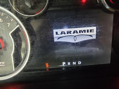 2015 RAM 1500 Laramie CREW CAB 4X4/V8 - Photo 26 - Hamilton, OH 45015