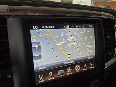 2015 RAM 1500 Laramie CREW CAB 4X4/V8 - Photo 30 - Hamilton, OH 45015