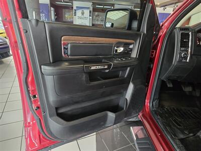 2015 RAM 1500 Laramie CREW CAB 4X4/V8 - Photo 7 - Hamilton, OH 45015