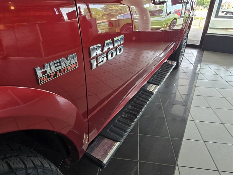 2015 RAM 1500 Laramie CREW CAB 4X4/V8 - Photo 35 - Hamilton, OH 45015