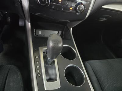 2015 Nissan Altima 2.5 S 4DR SEDAN   - Photo 20 - Hamilton, OH 45015