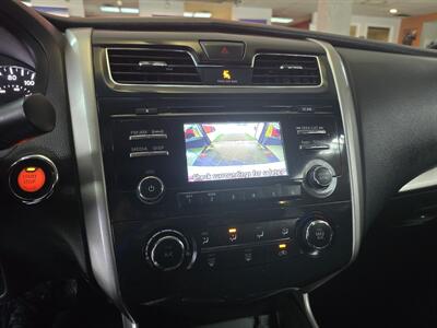 2015 Nissan Altima 2.5 S 4DR SEDAN   - Photo 19 - Hamilton, OH 45015