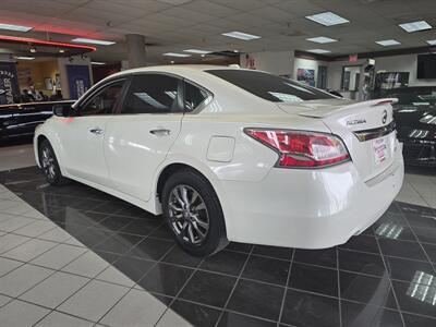 2015 Nissan Altima 2.5 S 4DR SEDAN   - Photo 6 - Hamilton, OH 45015