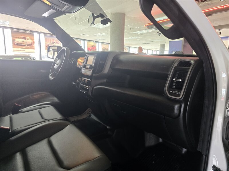 2022 RAM 1500 Tradesman - Photo 13 - Hamilton, OH 45015