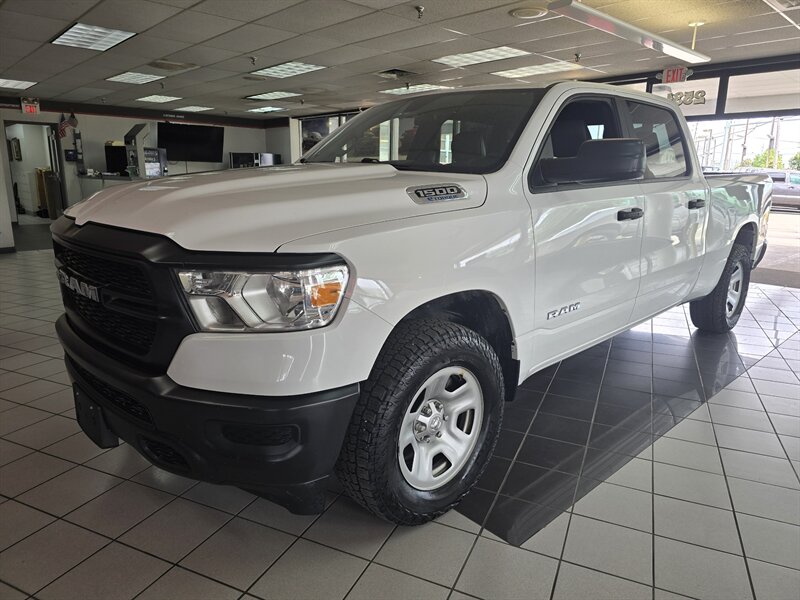 2022 RAM 1500 Tradesman   - Photo 1 - Hamilton, OH 45015