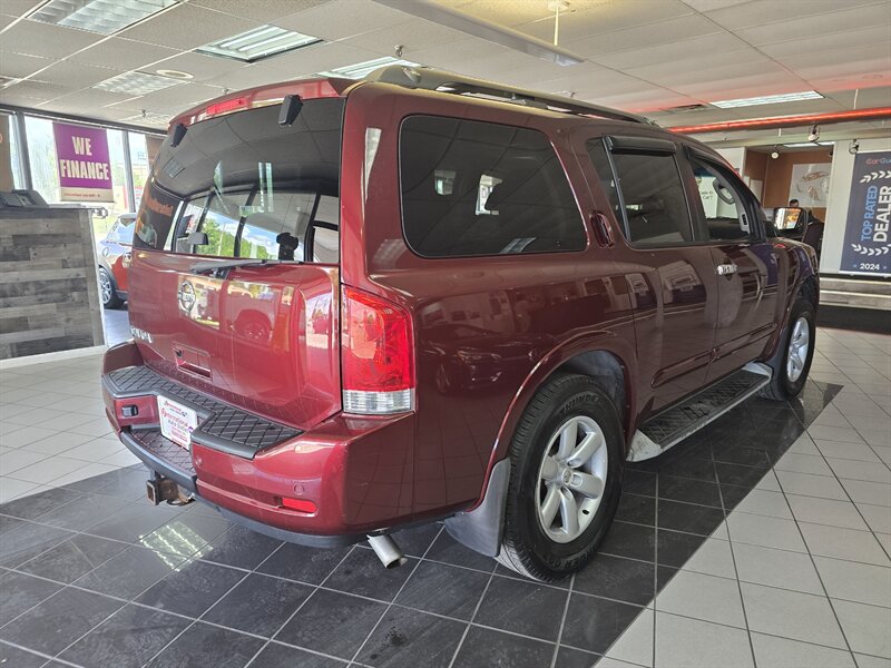 2012 Nissan Armada SV 4DR SUV AWD - Photo 4 - Hamilton, OH 45015
