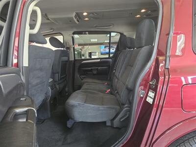 2012 Nissan Armada SV 4DR SUV AWD - Photo 11 - Hamilton, OH 45015