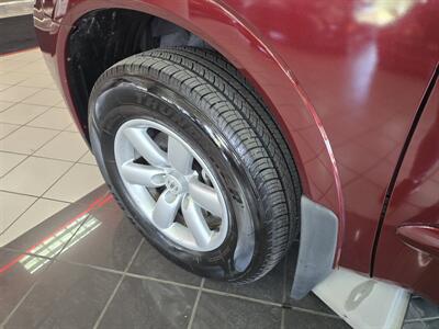 2012 Nissan Armada SV 4DR SUV AWD - Photo 37 - Hamilton, OH 45015