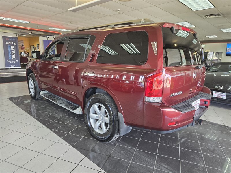 2012 Nissan Armada SV 4DR SUV AWD - Photo 6 - Hamilton, OH 45015