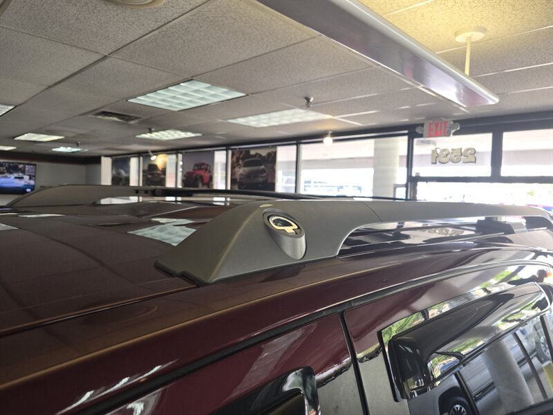 2012 Nissan Armada SV 4DR SUV AWD - Photo 33 - Hamilton, OH 45015