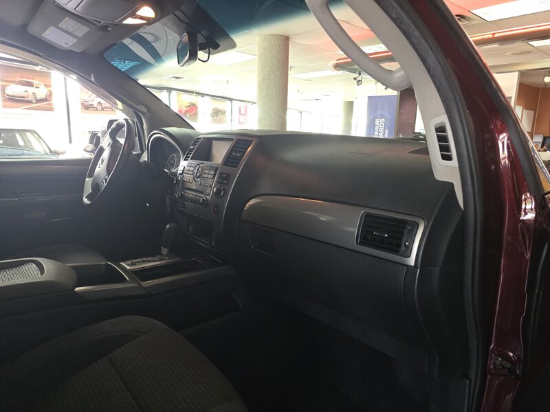 2012 Nissan Armada SV 4DR SUV AWD - Photo 15 - Hamilton, OH 45015