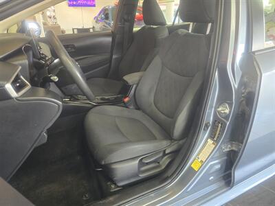 2022 Toyota Corolla LE 4DR SEDAN   - Photo 9 - Hamilton, OH 45015