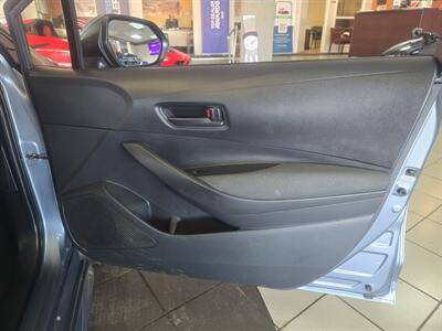 2022 Toyota Corolla LE 4DR SEDAN   - Photo 12 - Hamilton, OH 45015