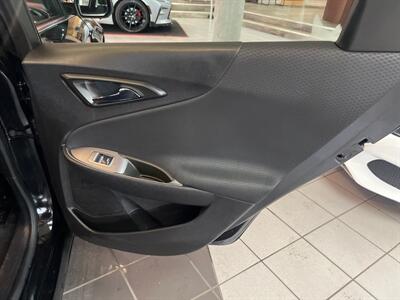 2018 Chevrolet Malibu LT 4DR SEDAN   - Photo 24 - Hamilton, OH 45015