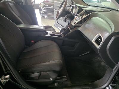 2016 Chevrolet Equinox LS 4DR SUV - Photo 22 - Hamilton, OH 45015