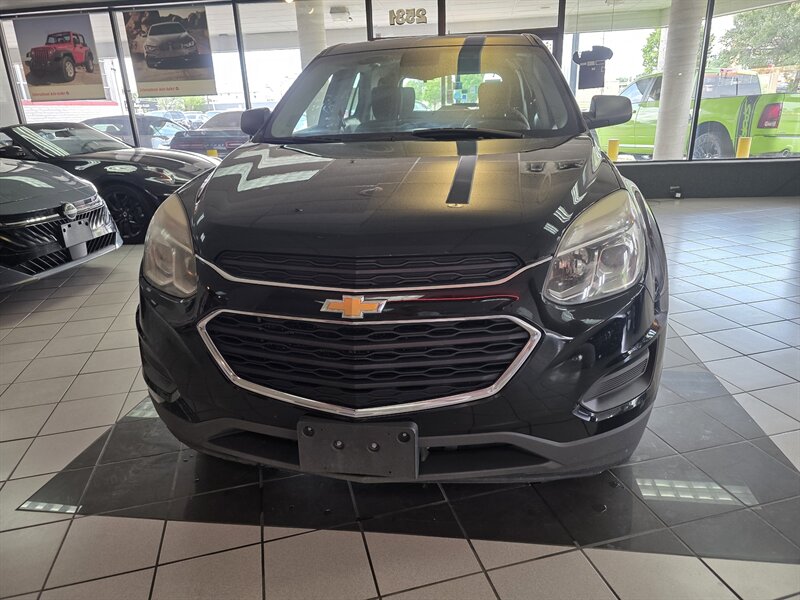 2016 Chevrolet Equinox LS 4DR SUV - Photo 3 - Hamilton, OH 45015