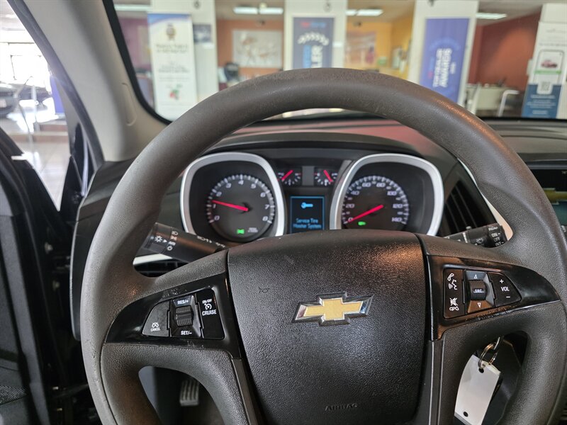 2016 Chevrolet Equinox LS 4DR SUV - Photo 32 - Hamilton, OH 45015