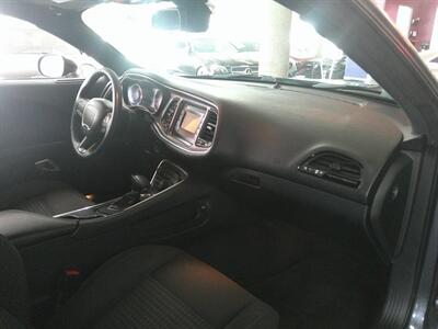 2017 Dodge Challenger R/T 2DR COUPE   - Photo 13 - Hamilton, OH 45015