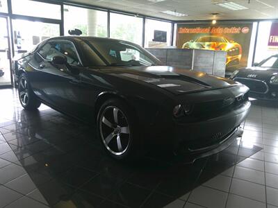 2017 Dodge Challenger R/T 2DR COUPE   - Photo 4 - Hamilton, OH 45015